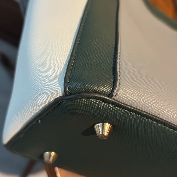 Lovevook color block tote Small tote Saffiano Hunter Green grey cream NWOT - Picture 14 of 17